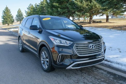 Used 2017 Hyundai Santa Fe SE image 7