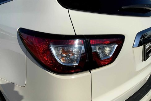 Used 2013 Chevrolet Traverse LT image 26