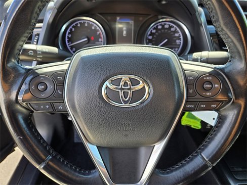 Certified 2019 Toyota Camry SE image 19