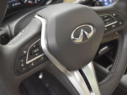 Used 2019 INFINITI QX50 Essential w/ Premium Heat Package image 12
