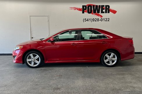 Used 2012 Toyota Camry SE image 6