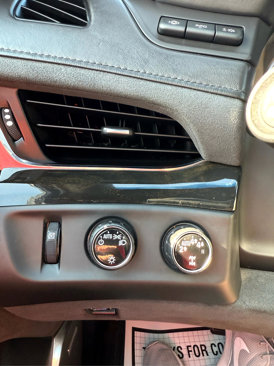 Used 2018 Cadillac Escalade Platinum image 16