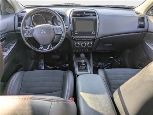 Used 2022 Mitsubishi Outlander Sport SE image 16