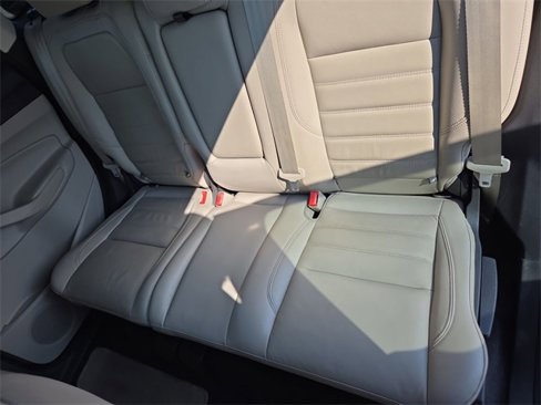 Used 2017 Ford Escape Titanium image 24