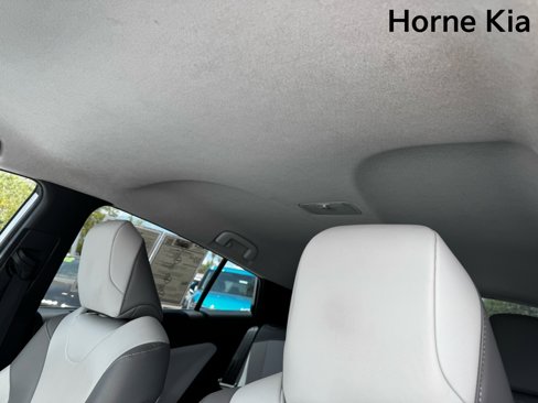 Used 2020 Toyota Prius Prime Limited image 24