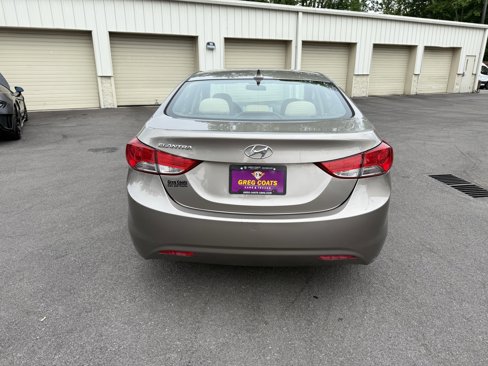 Used 2013 Hyundai Elantra GLS image 6
