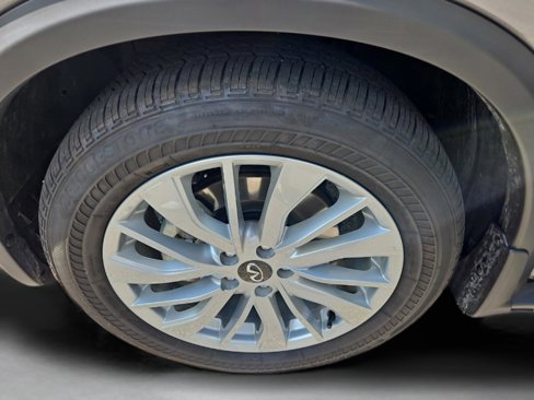 Certified 2024 INFINITI QX50 Luxe image 31