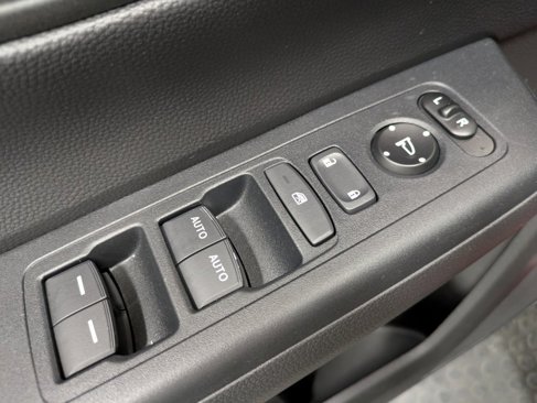 Certified 2023 Honda CR-V EX image 9