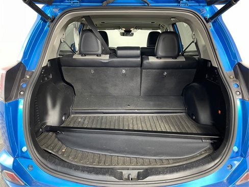 Used 2016 Toyota RAV4 Limited image 13