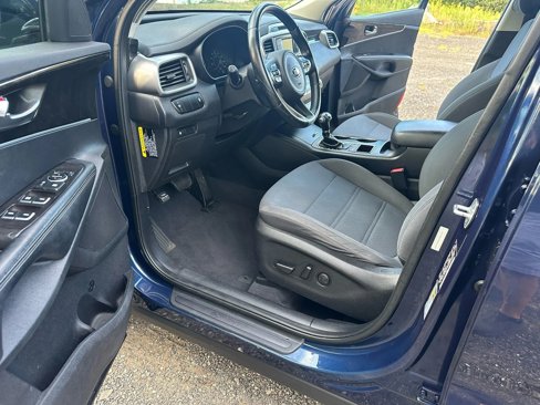 Used 2016 Kia Sorento LX w/ LX Convenience Package image 27