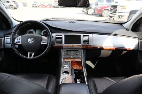 Used 2009 Jaguar XF Premium image 39