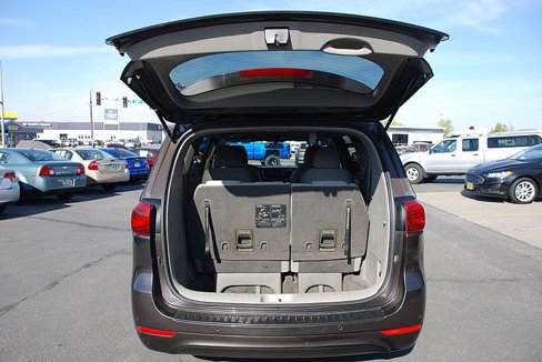 Used 2016 Kia Sedona LX w/ LX Convenience Package image 19