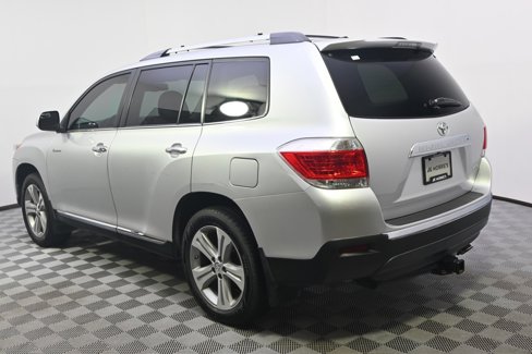Used 2013 Toyota Highlander Limited image 4
