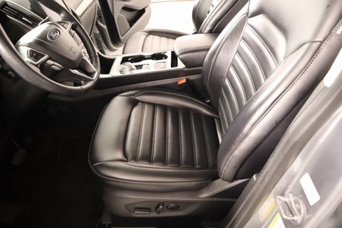 Used 2024 Ford Edge SEL image 11