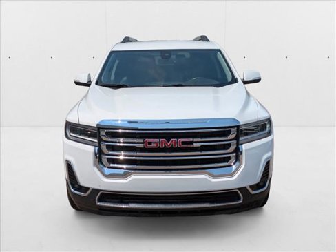 Used 2023 GMC Acadia SLT image 2