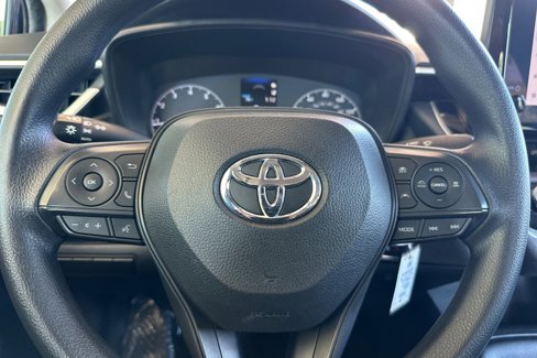 Used 2023 Toyota Corolla LE image 21