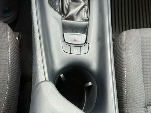 Used 2019 Toyota C-HR LE image 24