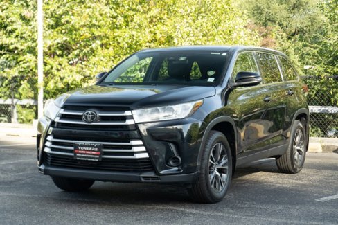 Used 2019 Toyota Highlander Plus image 1