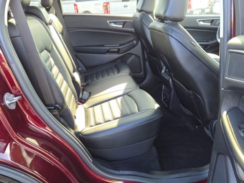 Used 2021 Ford Edge SEL w/ Convenience Package image 11