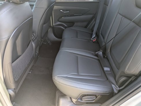 Used 2024 Hyundai Tucson Limited image 25
