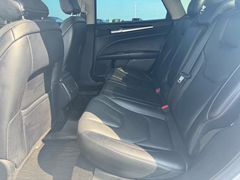 Used 2017 Ford Fusion Titanium image 12