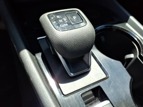Used 2023 Nissan Rogue SV image 22