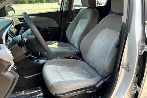 Certified 2020 Chevrolet Sonic LT image 20