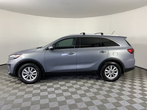 Used 2020 Kia Sorento LX w/ LX I4 Convenience Package image 6