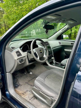 Used 2011 Chevrolet Traverse LS image 12