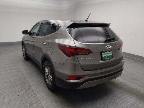 Used 2018 Hyundai Santa Fe Sport image 5