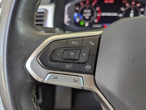 Certified 2023 Volkswagen Atlas SE w/ Black Wheel Package image 21