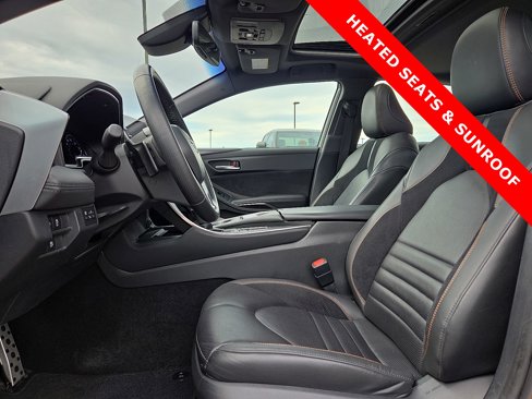 Used 2019 Toyota Avalon XSE image 15