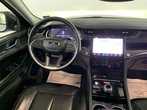 Used 2021 Jeep Grand Cherokee L Limited image 17