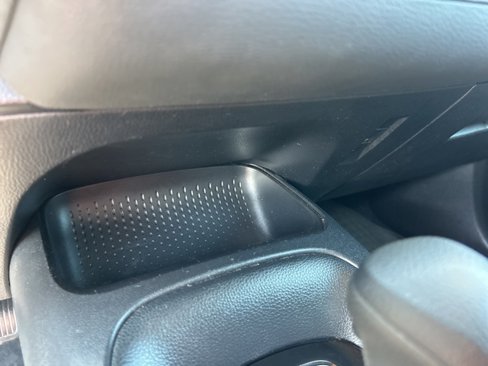 Used 2022 Toyota Corolla LE image 22