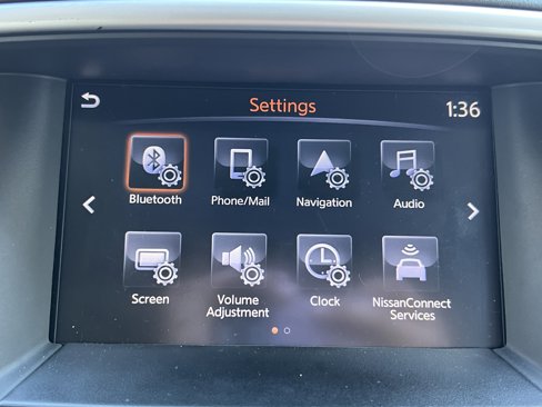 Used 2018 Nissan Pathfinder SL image 13