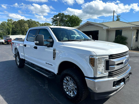 Used 2019 Ford F250 XL w/ STX Appearance Package image 3