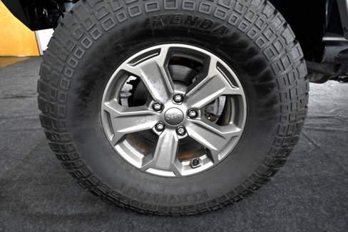 Used 2018 Jeep Wrangler Unlimited Sport image 40