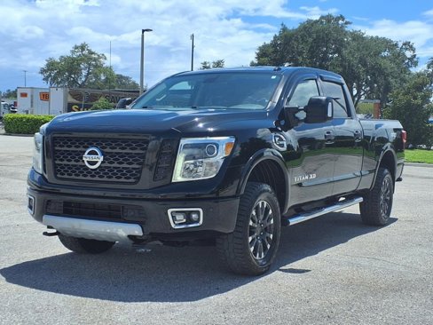 Used 2017 Nissan Titan PRO-4X image 3