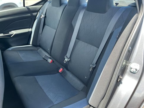 Used 2023 Nissan Versa SV image 37