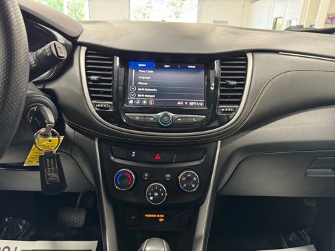 Used 2021 Chevrolet Trax LS w/ Tint and Cruise Package image 19