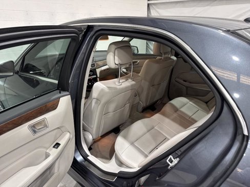 Used 2014 Mercedes-Benz E 350 Sedan image 54