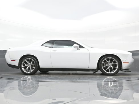 Used 2022 Dodge Challenger GT image 27