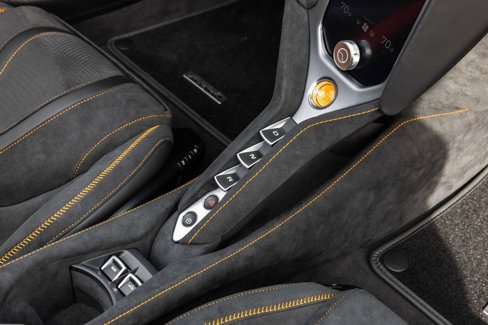 New 2025 McLaren 750S Spider image 56