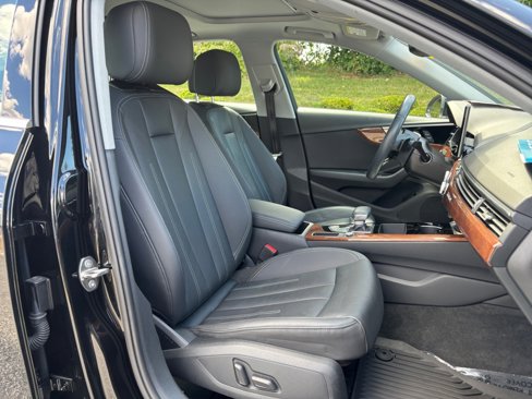 Used 2023 Audi A4 2.0T Premium image 28