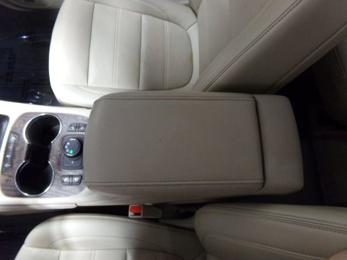 Used 2021 GMC Acadia Denali w/ Denali Technology Package image 24