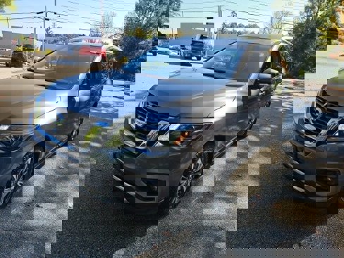 Used 2020 Nissan Pathfinder SL image 5