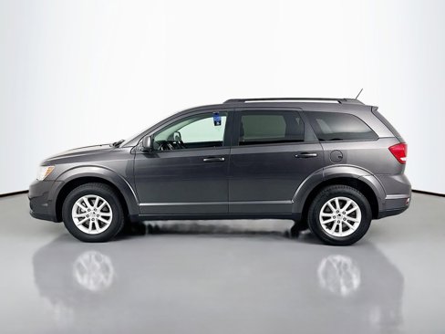 Used 2016 Dodge Journey SXT w/ Comfort/Convenience Group image 4