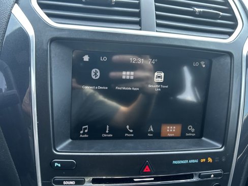 Certified 2018 Ford Explorer Sport image 32