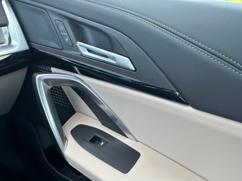 Certified 2025 BMW X1 xDrive28i w/ Technology Package image 31