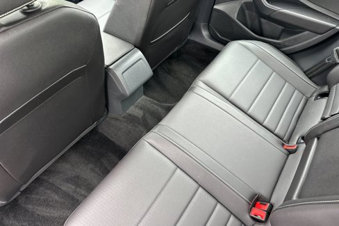 Used 2024 Volkswagen Jetta SE image 12
